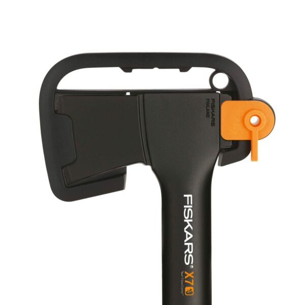 Fiskars Chopping Axe XS X7, Includes Storage and Carrying Case, Length: 35.5 cm, Non-Stick Coating, High Steel Blade/Fibreglass Handle, Black/Orange, 1015618