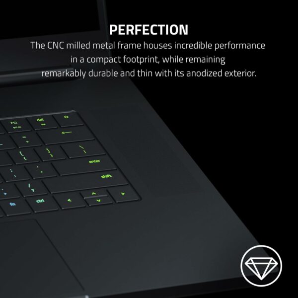 Razer Blade 15-15 Inch Gaming-Laptop - NVIDIA GeForce RTX 3060 - Intel Core i7-12800H - 15,6" 240Hz QHD-Display - 16 GB DDR5 RAM - 1 TB SSD - Aluminium Case - QWERTY UK-Layout | Black