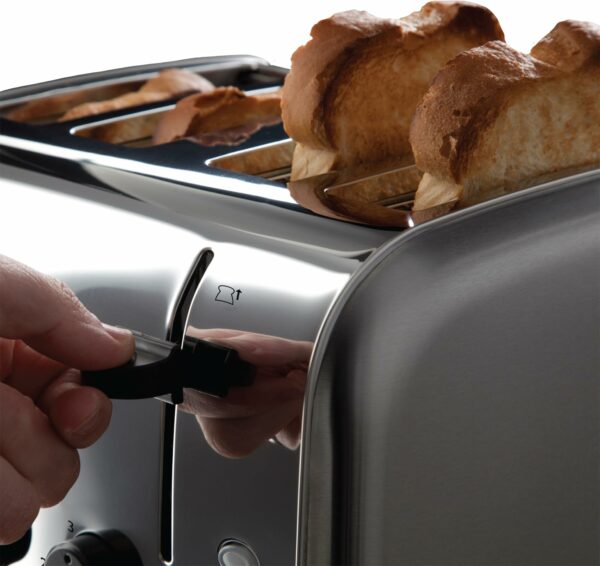 Russell Hobbs 4 Slice Toaster High lift feature, 7 Browning levels, Frozen/Cancel/Reheat function, Red indicator lights
