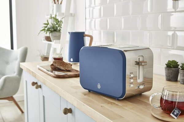 Swan ST14610BLUN Nordic 2 Slice Toaster with Defost,Reheat,Cancel Functions, Cord Storage, 900W, Blue