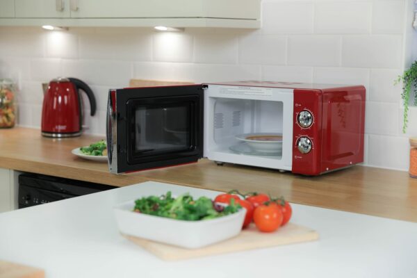 Russell Hobbs RHMM701R 17 Litre 700 W Red Solo Manual Microwave with 5 Power Levels, Ringer, Timer, Defrost Setting, Easy Clean