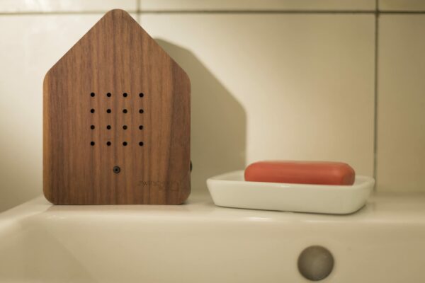 Zwitscherbox Wood Zwitscherbox, Walnut/Black,11 x 12 x 3 cm