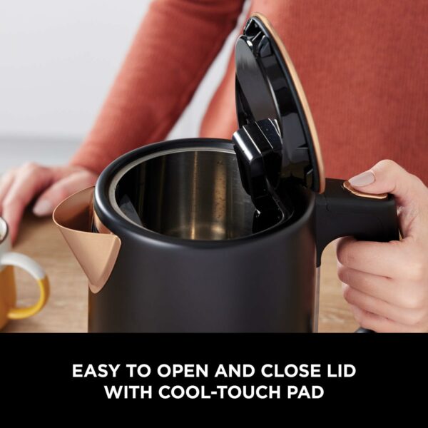 Ninja Perfect Temperature Kettle, 1.7L, with Temperature Control, LED Display, Easy to Use Kettle with Rapid Boil and Temperature Hold, Black & Copper, KT200UKCP