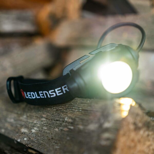 Ledlenser H7R Core Rechargeable Head Torch LED 1000 Lumen, 250m Adjustable Focus, IP68 Waterproof, Up to 65hrs Runtime, Dimmable, Headlamp for Hiking, Camping, Dog Walking, Essential Outdoor Equipment