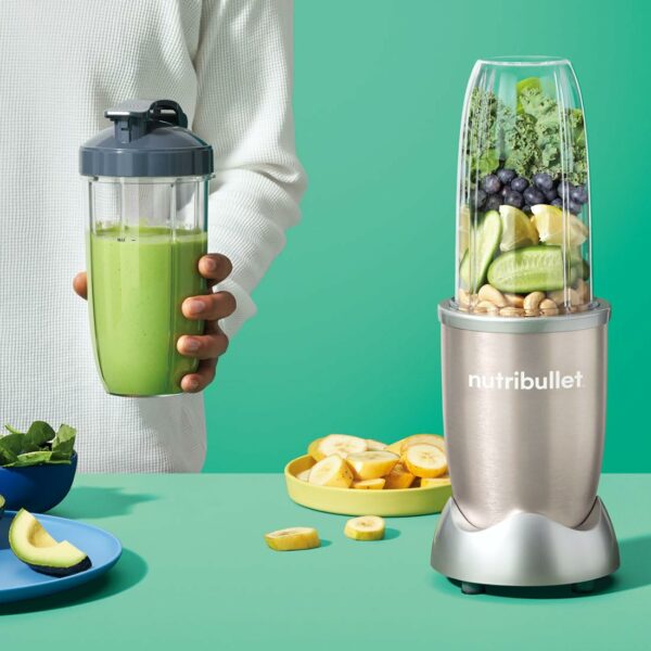 nutribullet Blender 900 Series - Powerful 24,000 RPM Extractor Blends Frozen Fruit, Nuts & Ice - 8 Piece Kit Includes Oversized Cup, Tall Cup, Handled Ring & 2 Lids - For Smoothies & Juices
