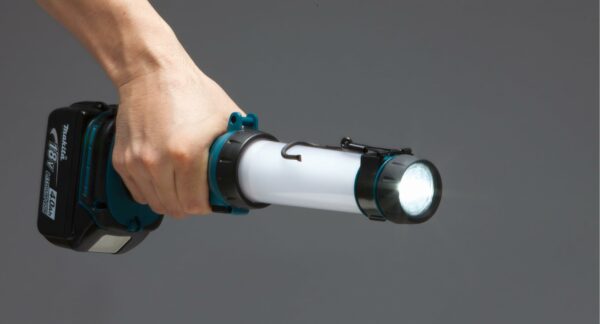 Makita DML806 14.4V/ 18V Li-Ion LXT LED Torch - Battery And Charger Not Included
