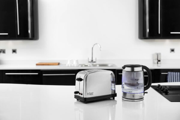 Russell Hobbs Brita Filter Purity Glass 1.5L Electric Cordless Kettle for cleaner, clearer water (Brita Maxtra+ Cartridge inc with replacement reminder, Fast boil 3KW, Perfect pour spout) 20760-10