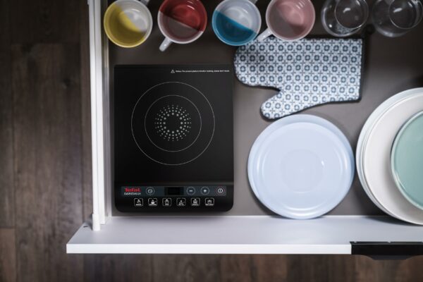 Tefal Everyday Portable Electric Induction Hob, 2 hours timer, 6 functions, 9 power level, 2100W, Kitchen, Student, Cooking, Caravan, Party, Black, IH201840