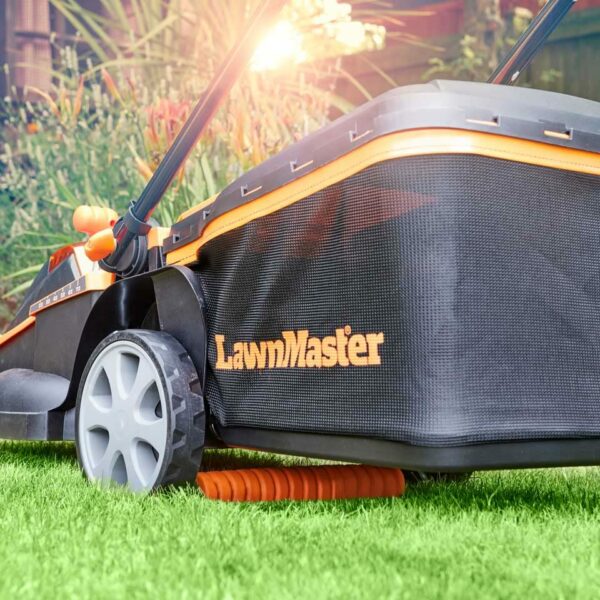 LawnMaster 48V 41cm Cordless Lawnmower with Spare MX 24V 4.0 Ah Batteries and 2x Fast Chargers - with Edging Comb, Rear Roller and Mulching Function - For Large Lawns