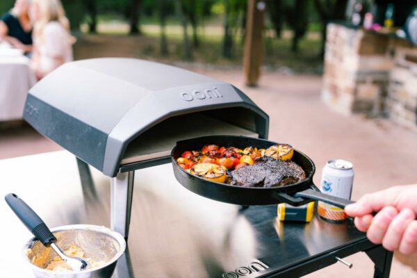 Ooni Koda 12 Gas Pizza Oven – 37 mBar Propane Outdoor Pizza Oven, Portable Pizza Oven For Fire and Stonebaked 12 Inch Pizzas
