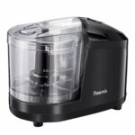 Mini Chopper, 0.75 Litre(1.5-Cup) Dishwasher Safe Bowl, Dices & Purees Fruit & Vegetables Electric Mini Chopper, Removable bowl, lid & blade, Simple one-button operation, 100W (Black)