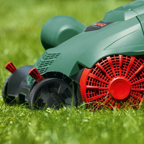 Bosch Electric Lawn Raker UniversalRake 900 - 900 W, Operating width: 32 cm