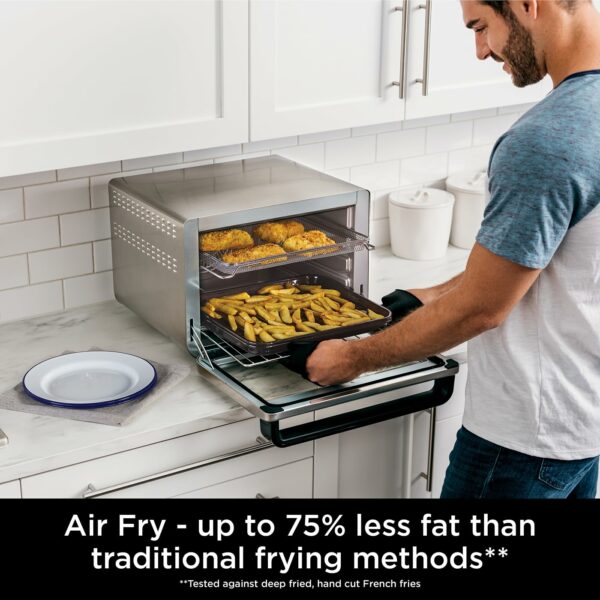 Ninja Foodi 10-in-1 Multifunction Oven, Fast Mini Oven, Countertop Oven, 10 Cooking Functions, Air Fry, Pizza, Grill, Roast, Bake, Toast, Bagel & more, Make Family-Size Meals, Silver/Black DT200UK