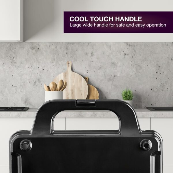 Andrew James Electric Deep Fill Toasted Sandwich Maker Grill, 4 Slice Triangle Press with Cool Touch Handle, Non-Stick Plates for Thick Cheese Toasties, 900W, For Large Deep Filled Toasted Sandwiches