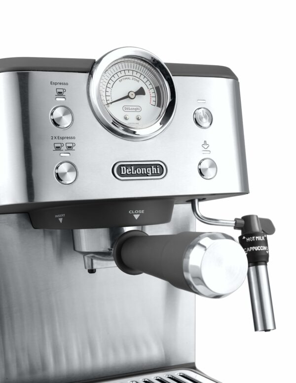 De'Longhi Linea Classic EM450.M, Manual Coffee Machine with Steam Rod, Espresso Machine with Barista Pump, Nozzle for Cappuccino, Double Wall Filter, 15bar, Cup Up to 13 cm, Stainless Steel/Metal