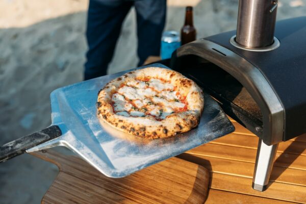 Ooni Fyra 12 Wood Fired Outdoor Pizza Oven – Portable Hard Wood Pellet Pizza Oven – Ideal for Any Outdoor Kitchen - Outdoor Cooking Pizza Maker - Backyard Pizza Ovens - Pizza Oven Countertop