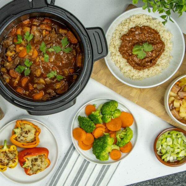 Quest 63009 Pressure Cooker Electric 6L / 12-in-1 Multi-Function Cooker/Stainless Steel Housing / 1000W / Slow Cook, Steam, Roast, Keep Warm & More/Recipe Book Included