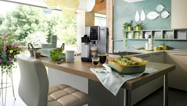 De Longhi Dinamica Automatic Coffee Machine Plus ECAM 370.70.SB, Bean-To-Cup, LatteCrema System, One Touch Technology
