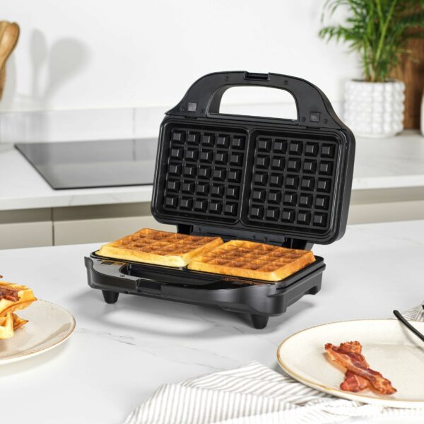 Salter 4-In-1 Snack Maker - Sandwich Toaster, Waffle Maker, Panini Press Grill, Omelette Maker, Removable Extra Large Deep Fill Hot Plates, Non-Stick, 900W, Auto Temperature Control, Stay Cool Handle