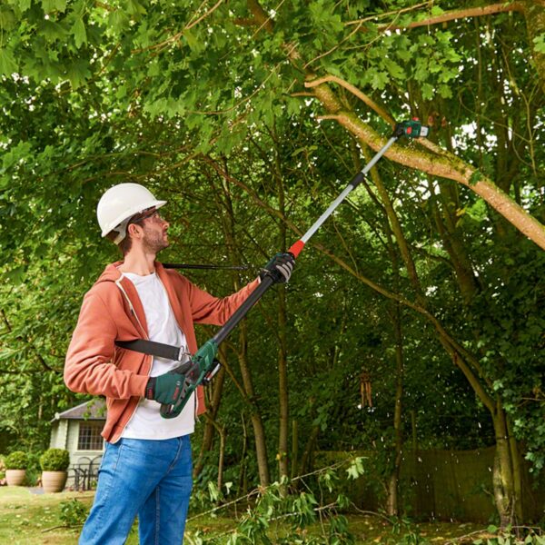 Bosch Cordless Pruner Universal Chain Pole 18 (battery 2.5 Ah, 18 Volt System, in carton packaging)