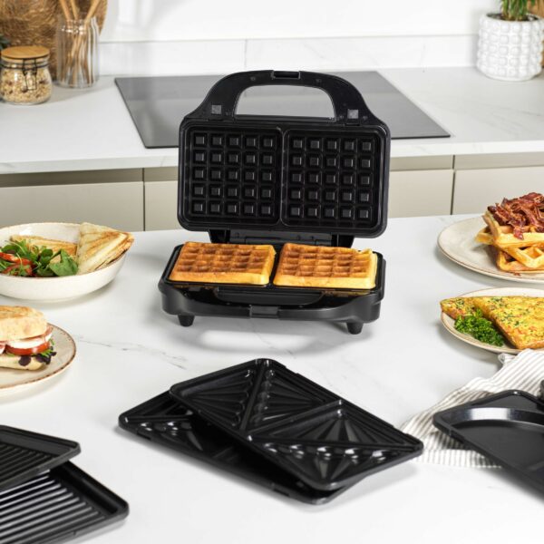 Salter 4-In-1 Snack Maker - Sandwich Toaster, Waffle Maker, Panini Press Grill, Omelette Maker, Removable Extra Large Deep Fill Hot Plates, Non-Stick, 900W, Auto Temperature Control, Stay Cool Handle