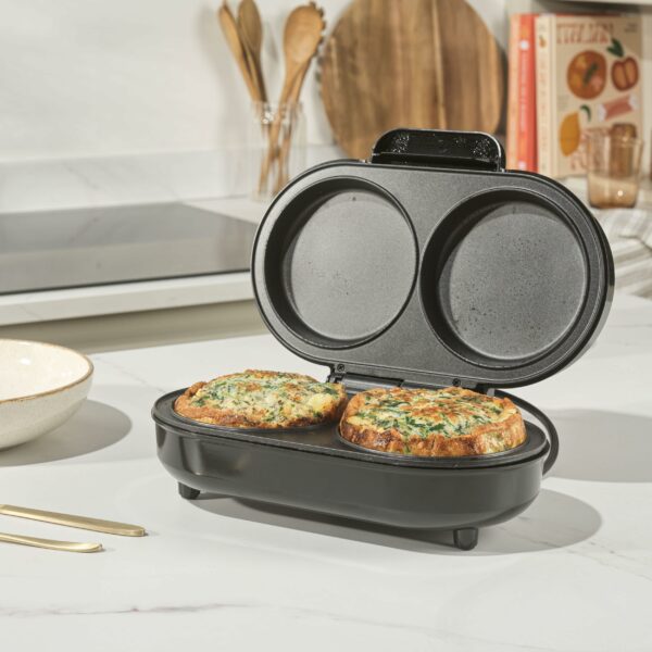 Salter XL Dual Omelette Maker – Non-Stick Deep Fill Cooking Plates, Double Egg Cooker, Makes 2 Omelettes, No Flipping Required, Cook With Little To No Oil, Fast Preheat, Easy Clean, 850W