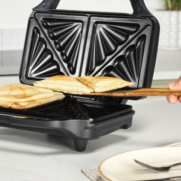 Salter Sandwich Toaster – Non-Stick, Deep Fill Toastie Maker, Cook 2 Toasted Sandwiches Together, 4 Slice Grill Press