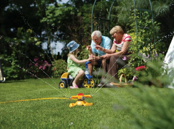 HOZELOCK - Sprinkler Rotating Plus 254 m²: Spray Sprinkler on Sled for Medium-sized Surfaces (ø 18m): 2 Spray Patterns for Even Coverage Watering [2520P0000]