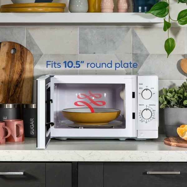 Russell Hobbs 20 Litre 800W White Solo Manual Microwave, 5 Power Levels, Integrated Timer and Defrost Function, Easy Clean RHM2027