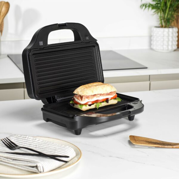 Salter 4-In-1 Snack Maker - Sandwich Toaster, Waffle Maker, Panini Press Grill, Omelette Maker, Removable Extra Large Deep Fill Hot Plates, Non-Stick, 900W, Auto Temperature Control, Stay Cool Handle