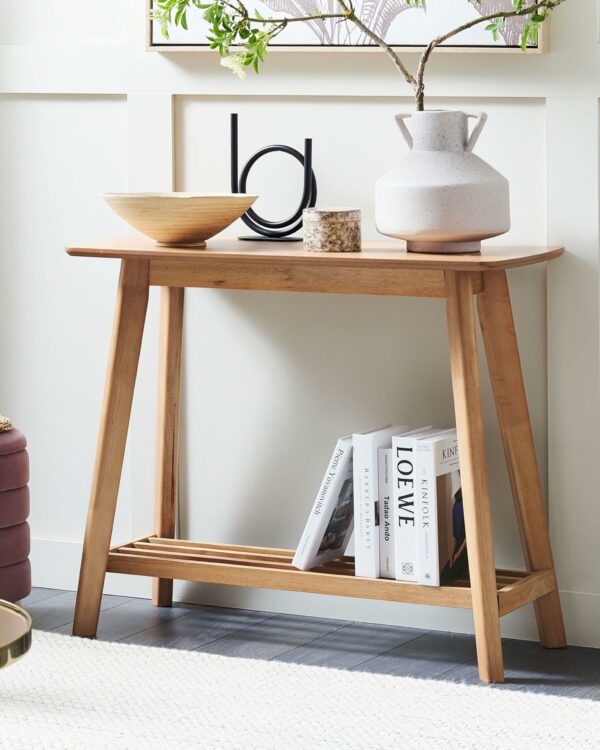 Beliani Traditional Console Table Living Room Furniture with Shelf MDF Light Wood 90 x 40 cm Tulare