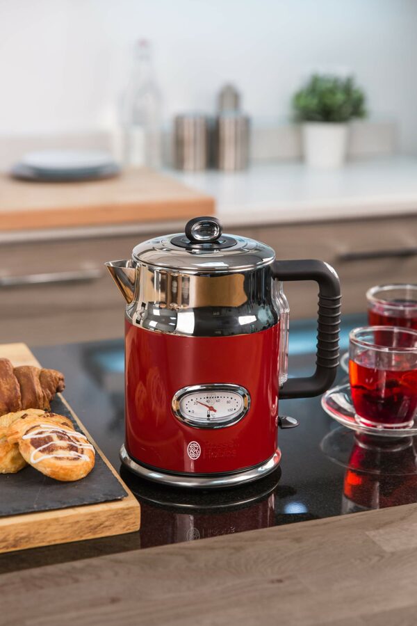 Russell Hobbs Kettle, retro red, 1.7 l, 2400 W, quick cooking function, water temperature display in retro design, filling level marking, optimised pouring spout, vintage 21670-70