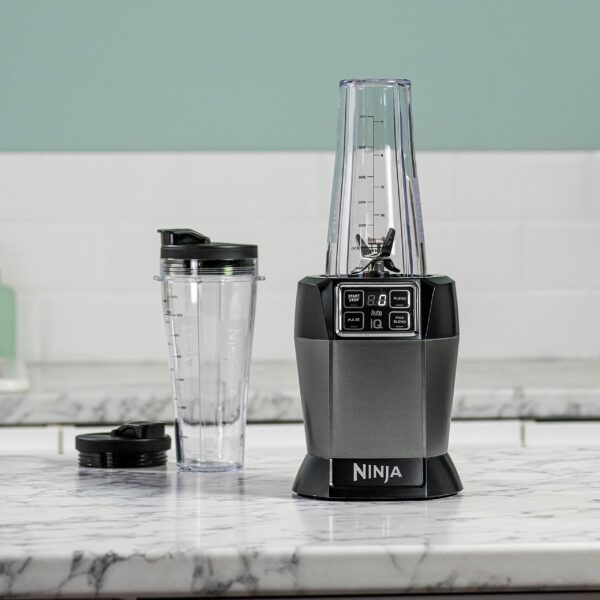 Ninja Blender with 2 Automatic Programs: Blend & Max Blend, Pulse Setting, 2x 700ml Cups with Spout Lids, 1000W, Dishwasher Safe Parts, Smoothie Maker, Auto-iQ, Black BN495UK