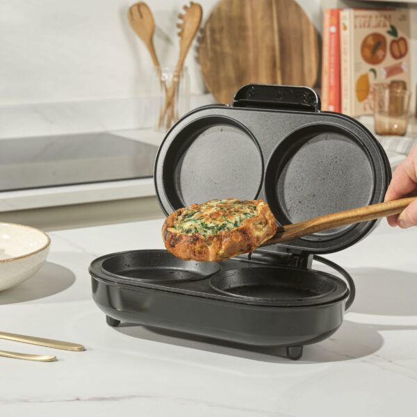 Salter XL Dual Omelette Maker – Non-Stick Deep Fill Cooking Plates, Double Egg Cooker, Makes 2 Omelettes, No Flipping Required, Cook With Little To No Oil, Fast Preheat, Easy Clean, 850W