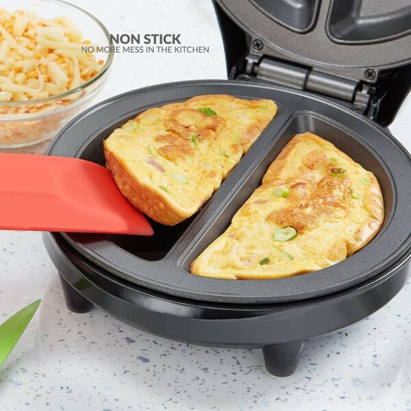 Andrew James Omelette Maker, Electric Omelette Maker Non-stick, Omelette Pan Dual Compartment, Omelettes and Eggs, Deep Non-Stick Omelette Pan, Cool Touch, Cord Storage, Power Ready Lights