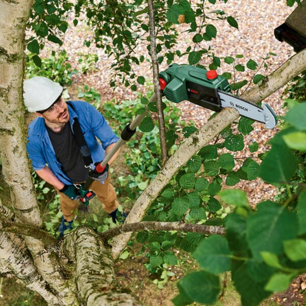 Bosch Cordless Pruner Universal Chain Pole 18 (battery 2.5 Ah, 18 Volt System, in carton packaging)