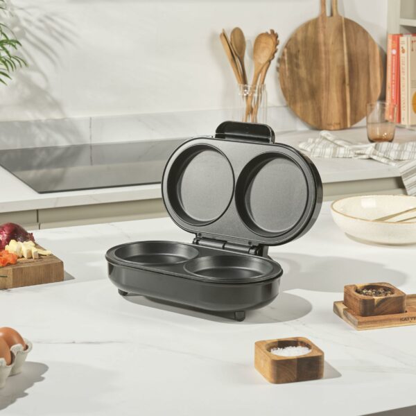 Salter XL Dual Omelette Maker – Non-Stick Deep Fill Cooking Plates, Double Egg Cooker, Makes 2 Omelettes, No Flipping Required, Cook With Little To No Oil, Fast Preheat, Easy Clean, 850W