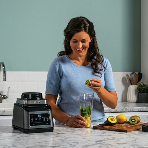 Ninja 3-in-1 Food Processor & Blender with 5 Automatic Programs: Blend, Max Blend, Chop, Mix, Puree, 1.8L Bowl, 2.1L Jug, 700ml Cup, 1200W, Dishwasher Safe Parts, Auto-iQ, Black BN800UK
