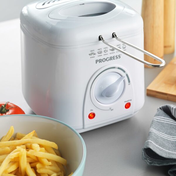 Progress EK2969P Electric 1L Mini Deep Fat Fryer - Removable Cooking Basket, Easy Clean, Non-Slip, Variable Temperature Control to 190°, Non-Stick Oil Tank, Detachable Handle, Countertop Chip Pan
