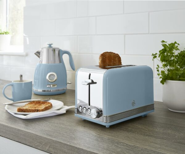 Swan ST19010BLN Retro 2-Slice Toaster with Defost/Reheat/Cancel Functions, Cord Storage, 815W, Retro Blue