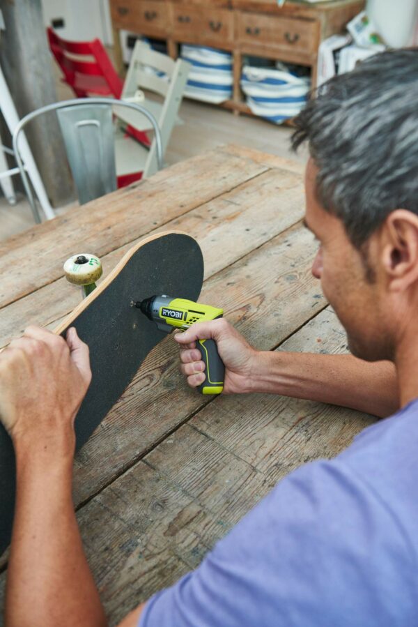 Ryobi ERGO-A2 4V Cordless Screwdriver Kit, Amazon Exclusive, Hyper Green, 1 Pack