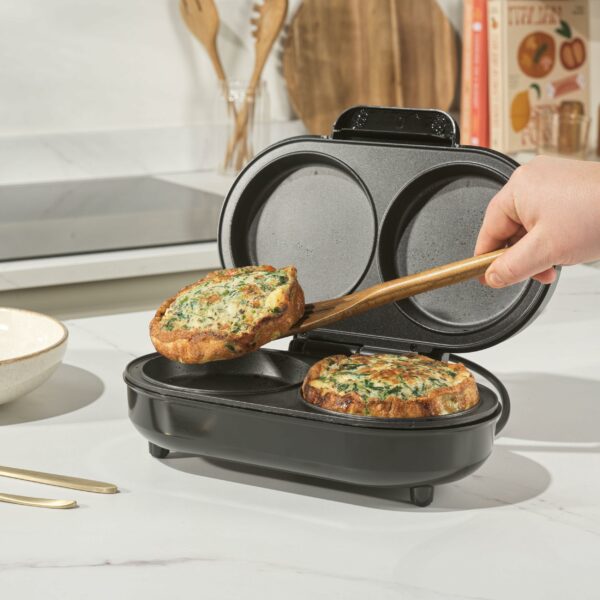Salter XL Dual Omelette Maker – Non-Stick Deep Fill Cooking Plates, Double Egg Cooker, Makes 2 Omelettes, No Flipping Required, Cook With Little To No Oil, Fast Preheat, Easy Clean, 850W