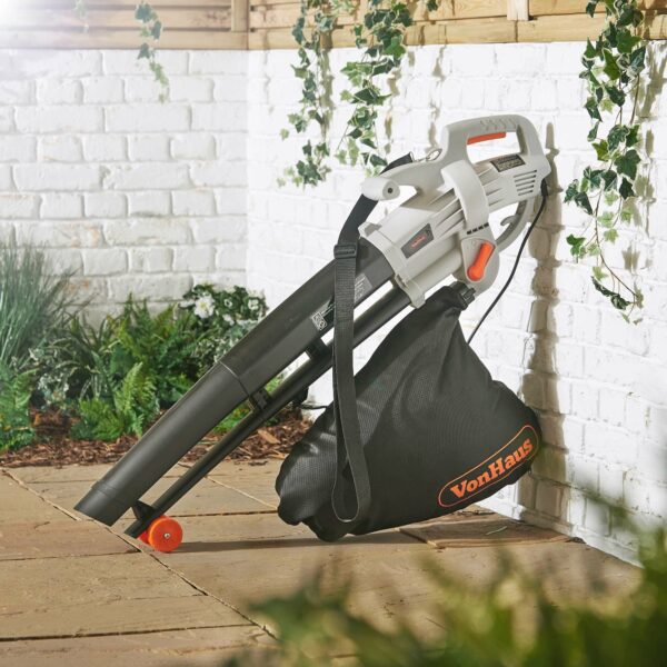 VonHaus Leaf Blower and Vacuum 3000W – Corded Leaves Collector, Clear Gardens, Patios, Gutters, Driveways & More – Lightweight, 10m Cable, Shoulder Strap, Wheels, 35L Collection Bag – 3 Year Warranty