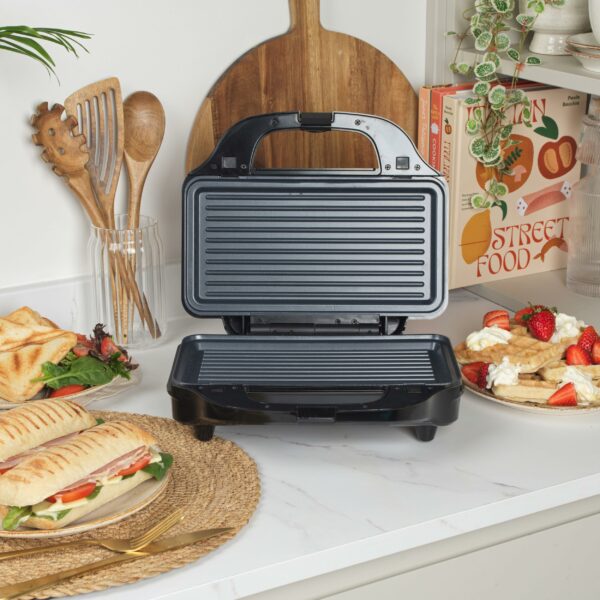 Salter EK2143 3-In-1 Snack Maker - Sandwich Toaster, Waffle Maker, Panini Press Grill, Includes Removable Extra Large Deep Fill Hot Plates, Non-Stick, 900W, Auto Temperature Control, Stay Cool Handle